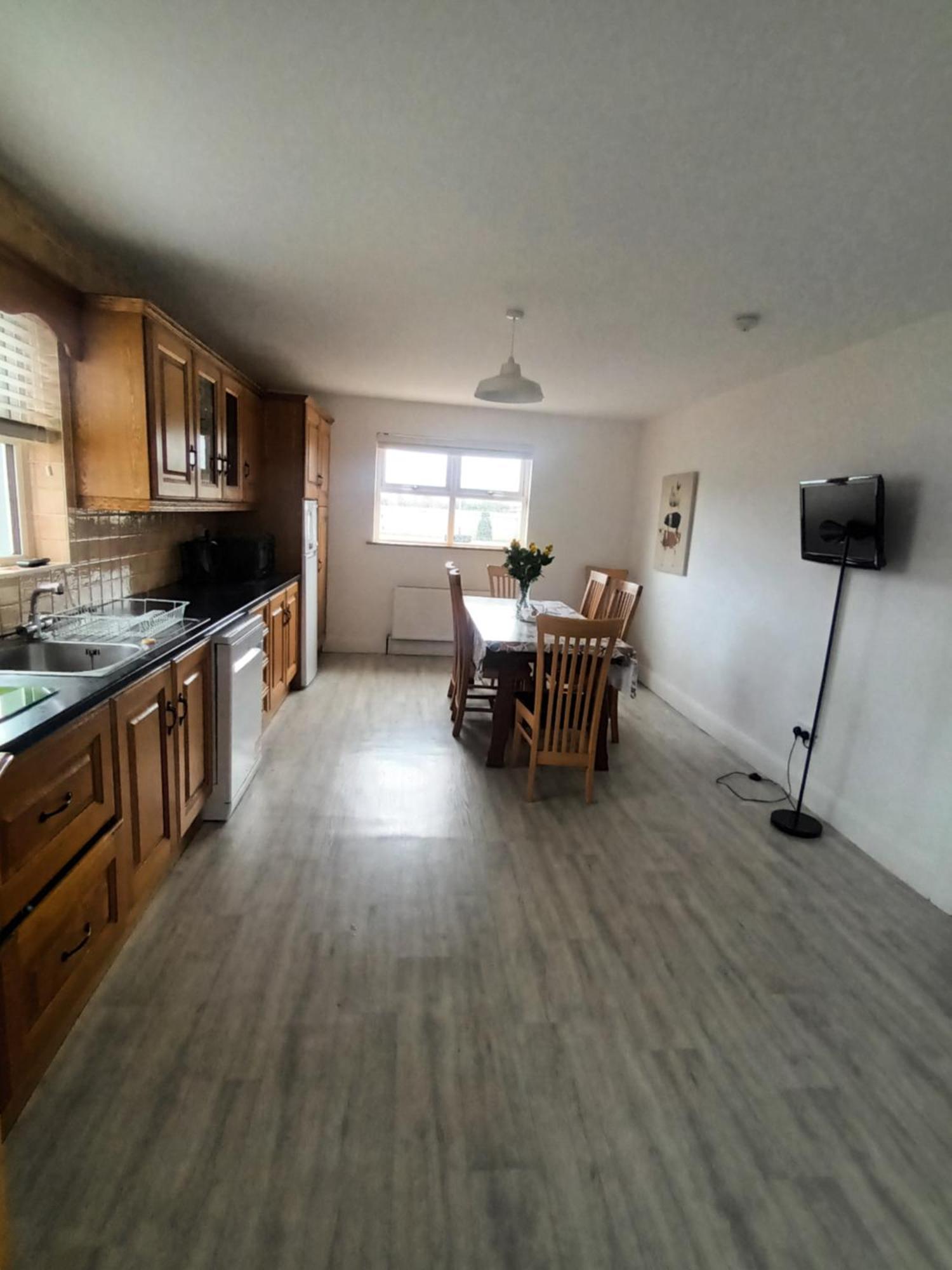 Birdhill Farmhouse ทิปเปอร์แรรี ภายนอก รูปภาพ